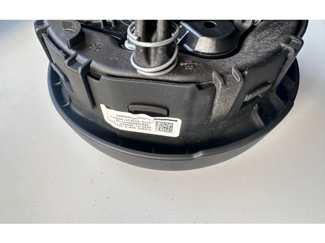 Подушка безопасности водителя GX73043B13AD, 0589P1000623 Jaguar XE