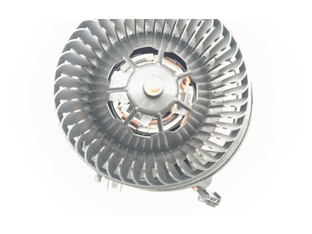 Вентилятор печки     5WB819021A    Cupra Leon 