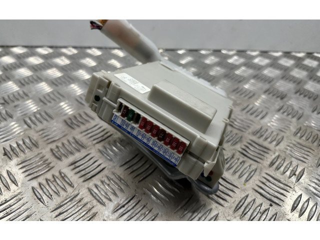   Pojistková skříňka 8267030250   Lexus GS 300 350 430 450H 2008