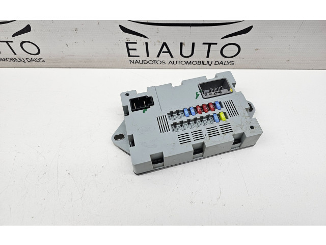 Блок предохранителей CPLA14Q073AA, 73707520 Jaguar XE