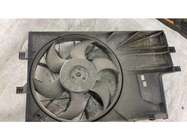 Вентилятор радиатора     1685000193, 0130303880    Mercedes-Benz A W168 1.6