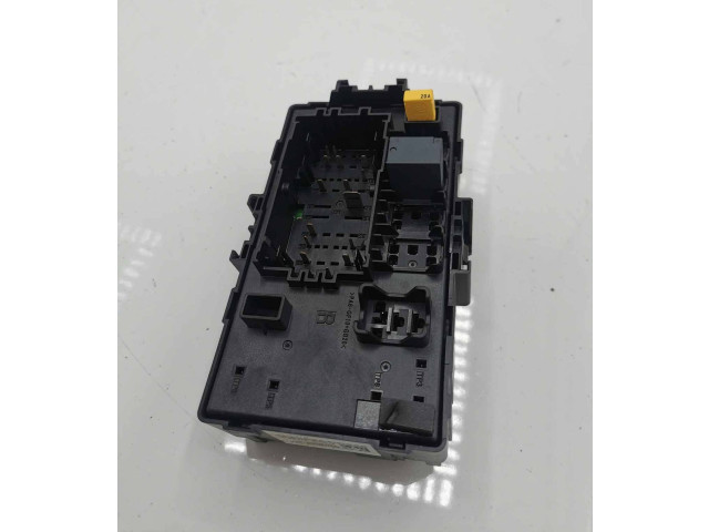 Pojistková skříňka 23418064, 322100921 Cadillac Escalade IV 2016