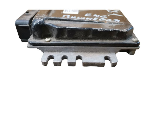 Блок управления двигателя P30614649, 200333843 Volvo S40, V40