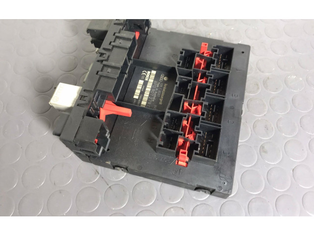 Блок предохранителей 8P0907279C, 8P0907279C   Audi A3 S3 8P    