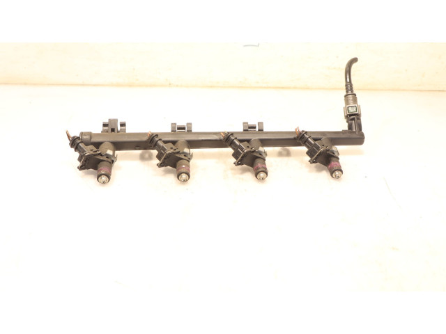 Топливная рампа Renault Megane III