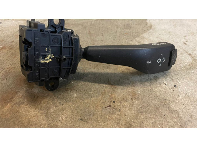 Ручка поворотов/ фонарей