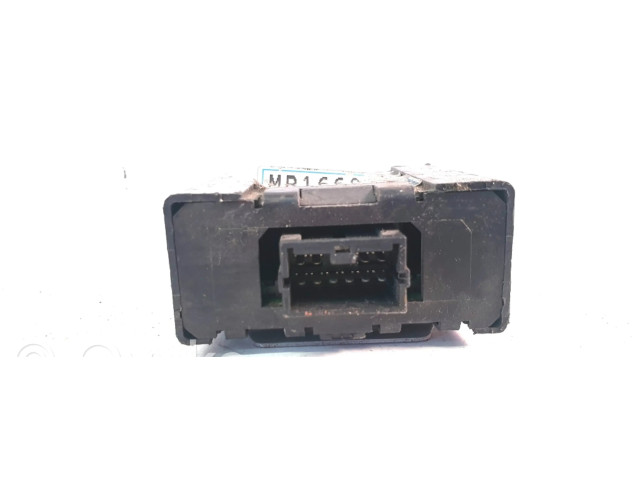 Блок управления MR166014 Mitsubishi L200