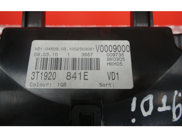Панель приборов V0009000, 3T1920841E Skoda Superb B6 (3T)