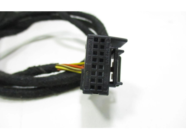 Зеркало электрическое Skoda Yeti (5L) 2009 - 2017 года