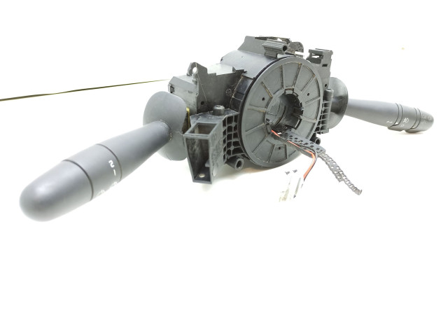 Ручка стеклоочистителей 8200070265, 91167407E   Renault Trafic II (X83)