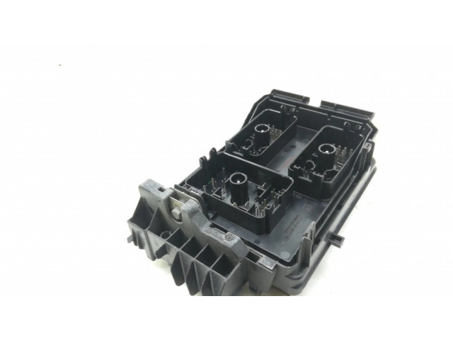 Pojistková skříňka 39107275, 812461952 Opel Astra 2018