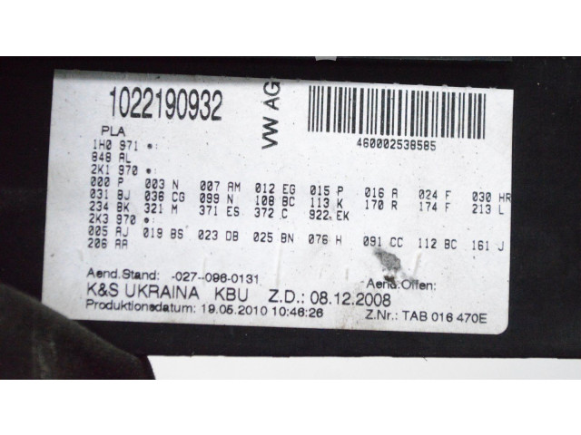   Pojistková skříňka    Volkswagen Caddy 2010