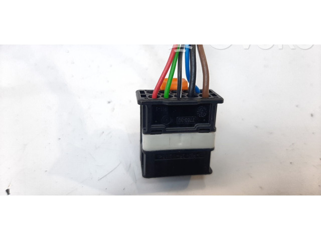 Зеркало электрическое        Jeep Avenger  2022 -  года   