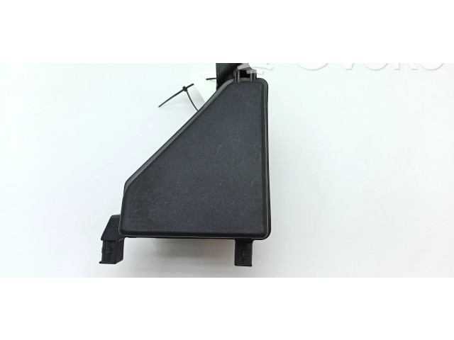 Блок предохранителей  3280YA1, 8921950020   Lexus LS 430    