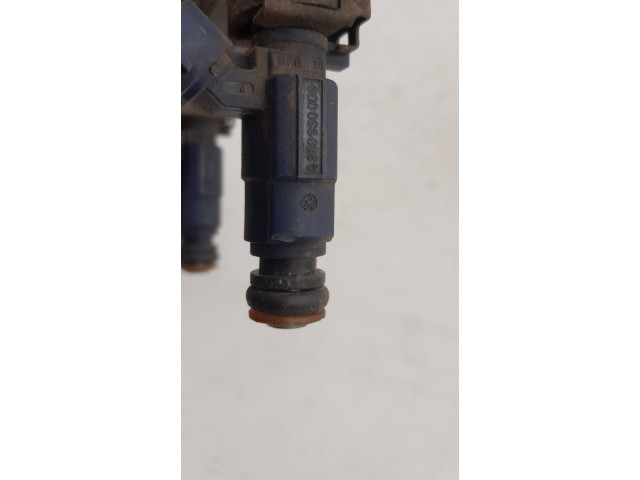 Vstřikovač 9260930009 KIA Shuma