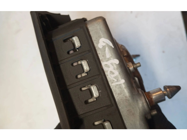 Подушка безопасности водителя 8623349, 8623349   Volvo C30