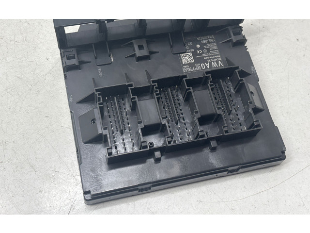 Блок комфорта 5K0937085AD, H122   Volkswagen Caddy   