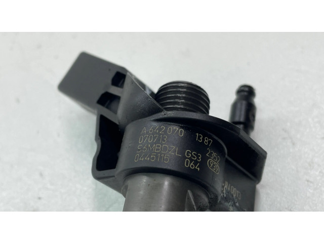 Vstřikovač A6420701387, 0445115064 Chrysler 300 - 300C pro naftový motor 3.0