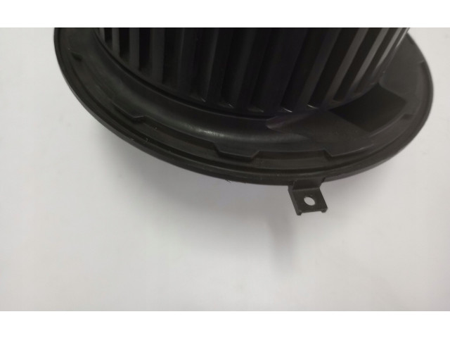 Вентилятор печки    6933663, T1000660W   BMW X3 E83