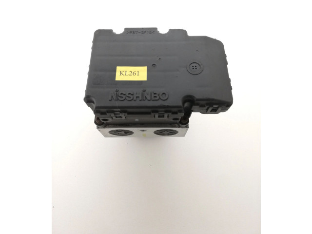 Блок АБС MR289380, KL261 Mitsubishi Space Wagon 1999 - 2004 года