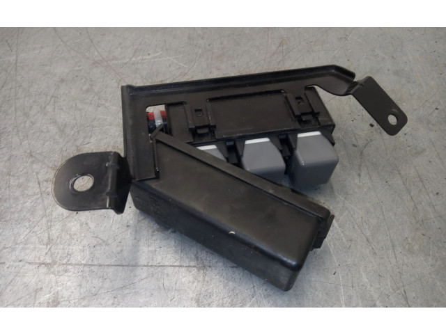 Блок предохранителей RB203300B   Subaru Forester SH    