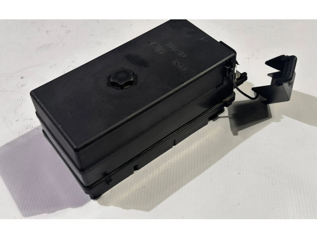 Pojistková skříňka 15329394 Chevrolet Corvette C5 2000