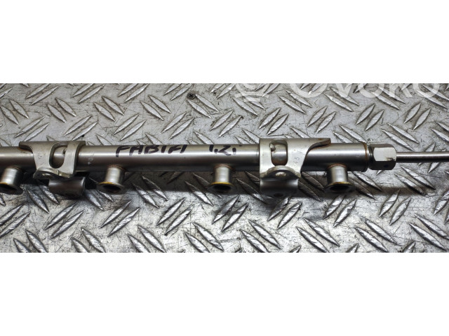 Топливная рампа 04E133320 Skoda Fabia Mk3 (NJ)