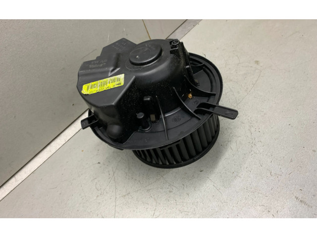 Вентилятор печки F983228M Volkswagen Touran I