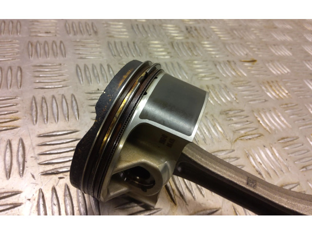 Píst 52304181, AC3476 Alfa Romeo Stelvio