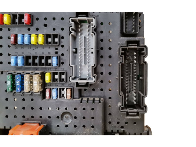 Блок предохранителей 30728512, 06W232   Volvo XC90    