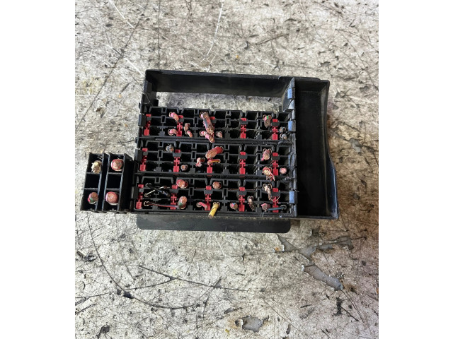 Pojistková skříňka 0025450601, 18084000000 Mercedes-Benz C W202 1998