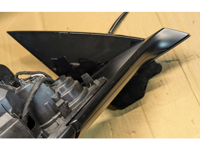 Zpětné zrcátko Tesla Model Y 2013