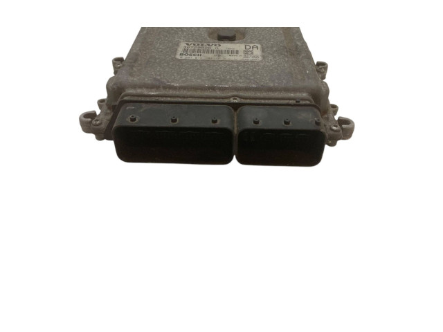 Блок управления двигателя 30729826, 0281012100   Volvo XC90