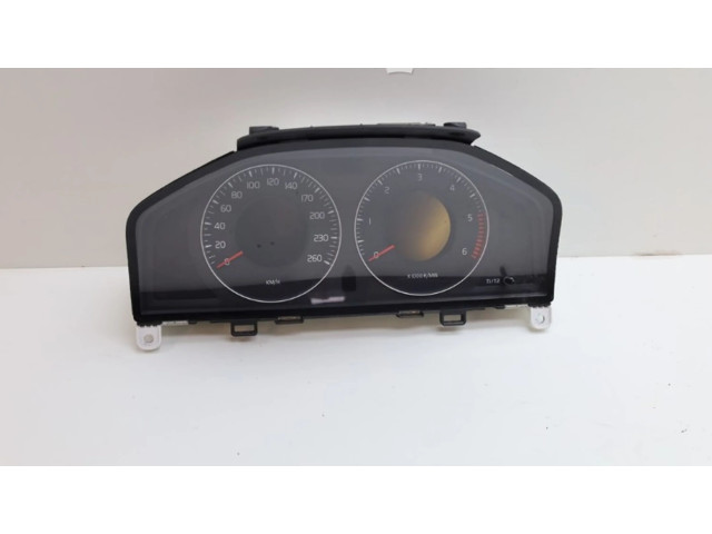 Панель приборов    Volvo V70       