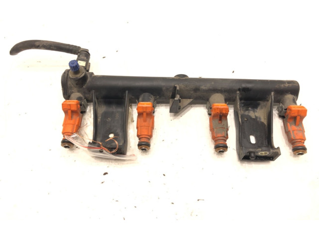 Топливная рампа 9650764780   Citroen C2  