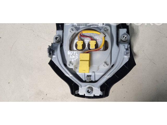 Подушка безопасности водителя 7030A088XA Mitsubishi Outlander