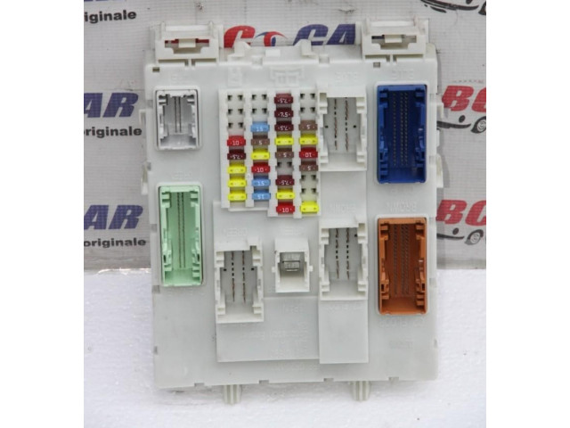 Блок предохранителей  GV6T-14A073-BC   Ford Transit -  Tourneo Connect    