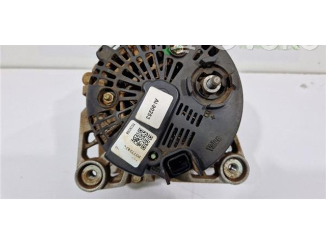 Генератор TG15C058, P0772424   Renault Trafic II (X83)      