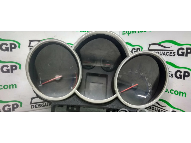 Přístrojová deska Chevrolet Cruze 2011 95990333