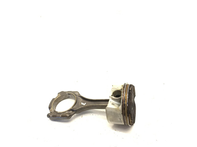 Píst 7647339 BMW 7 F01 F02 F03 F04 pro benzínový motor 4.4 N63 B44 B