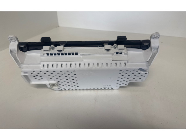 Панель приборов 31453148 Volvo V70