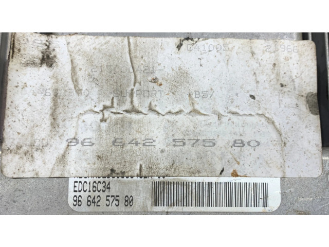 Блок управления двигателя 9664257580, EDC16C34   Citroen C4 I