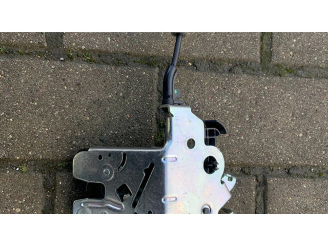 замок багажника 80A827506A Audi Q5 SQ5 2008-2017 года