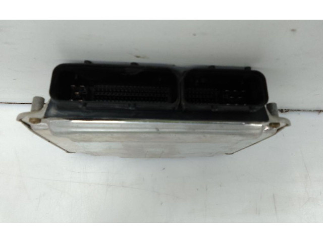 Řídící jednotka 038906012 Skoda Fabia Mk3 (NJ) 2014