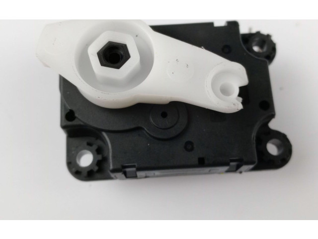 Вентилятор печки A21201700 Renault Clio V