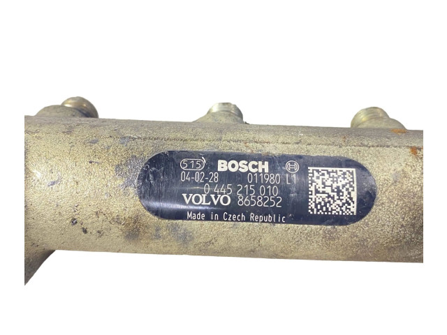 Топливная рампа 0445215010, 011980L1   Volvo V70  