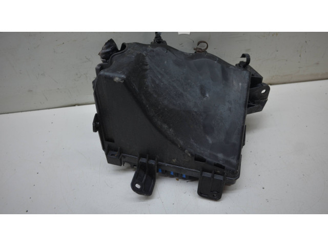 Pojistková skříňka MB703200B Subaru Outback (BS) 2016