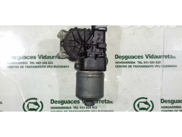 Двигатель стеклоочистителей Renault Twingo II  2007 - 2014 года 0390241541      