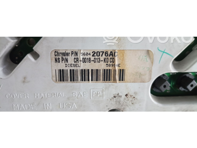 Панель приборов 56042076AC   Jeep Grand Cherokee (WJ)       