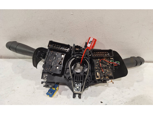 Ручка стеклоочистителей 6001551355 Dacia Logan I